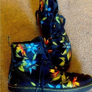 Dr marten floral canvas boots